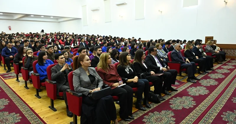 “Həmkarlar ittifaqları və gənclər” mövzusunda tədbir keçirilib FOTOLAR