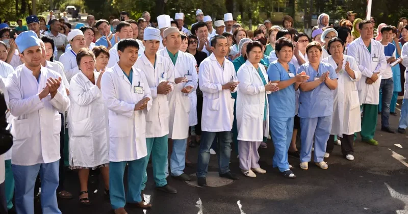 В Кыргызстане врачи будут получать на 100 процентов больше