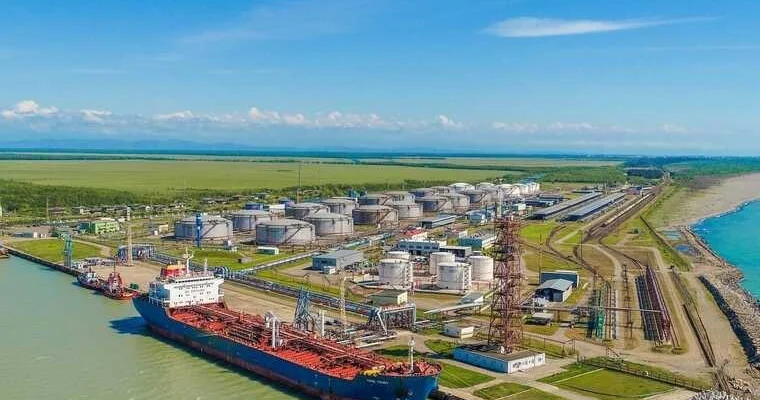 Грузия пообещала ЕС не пускать в свои порты танкеры теневого флота