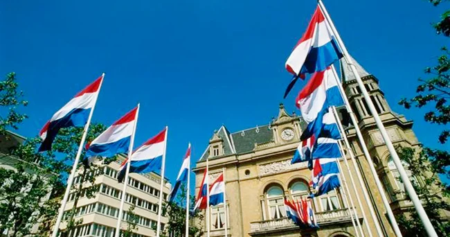 Rotterdam sinaqoqunda yanğın və partlayış cəhdi: dörd nəfər saxlanıldı