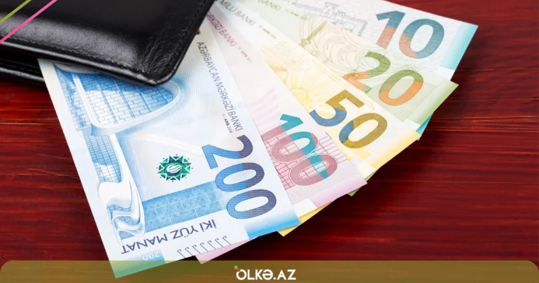 Azərbaycanda orta aylıq əməkhaqqı artıb