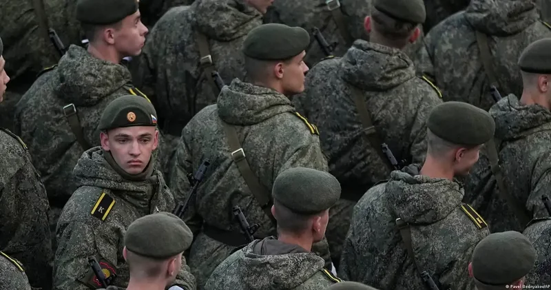 Темпы набора контрактников в РФ снизились, несмотря на рекордные выплаты