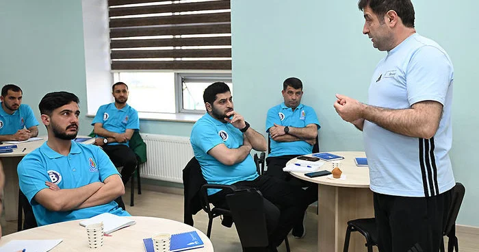 AFFA da məşqçilər üçün UEFA B kursu davam edir FOTO