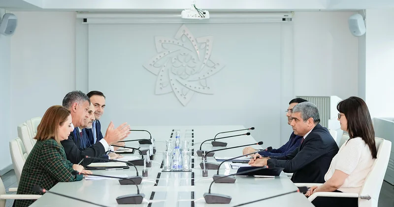 Nazir bp nin regional prezidenti ilə görüşdü Fotolar