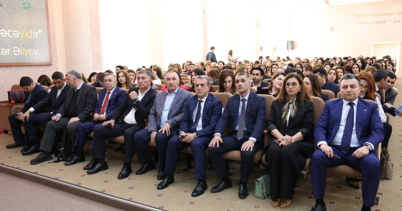 Təhsildə rəqəmsal transformasiyalar III Milli Təhsil Zirvəsi