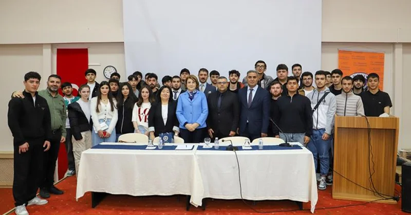Türkiyənin iki universitetində azərbaycanlı tələbə və müəllimlərlə görüşlər keçirilib