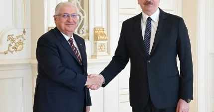 Azərbaycan Prezidenti İlham Əliyev Türkiyənin milli müdafiə nazirini qəbul edib