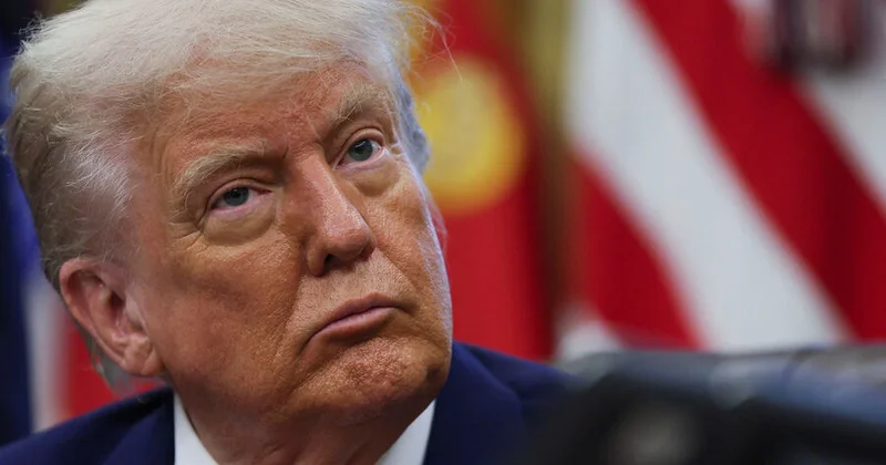 Трамп пригрозил довести Иран до банкротства