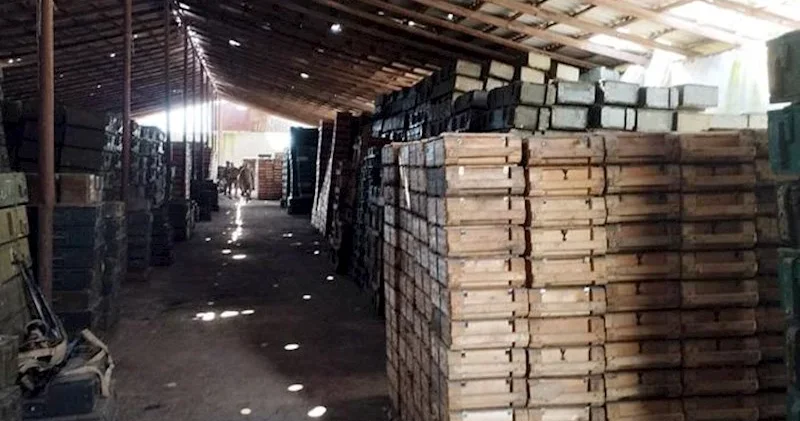 Silah anbarında Güclü PARTLAYIŞ oldu: Çox sayda ÖLƏN VAR Bu ölkədə...