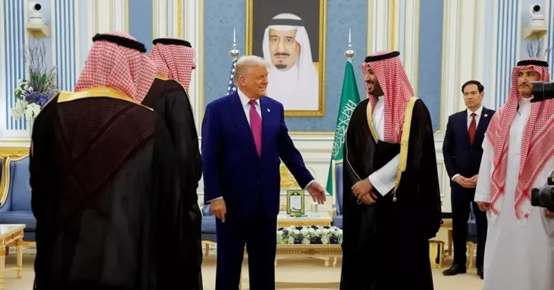 В Эр Рияде проходят переговоры Трампа и наследного принца Саудовской Аравии