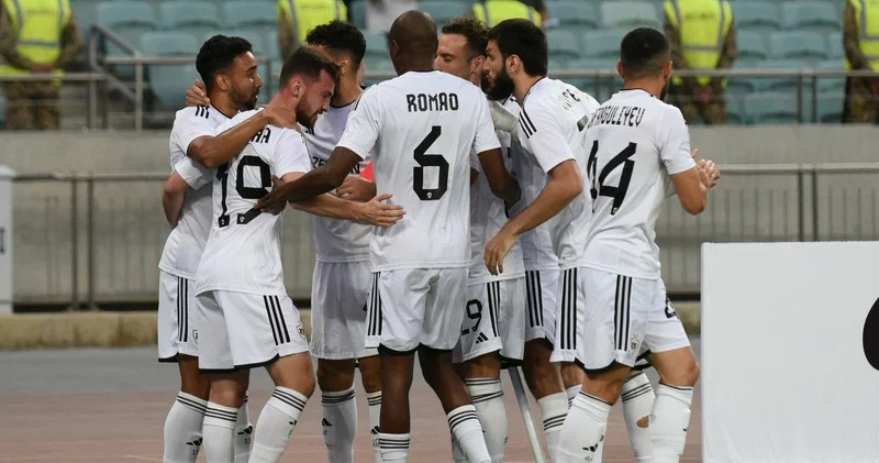 Qurban Qurbanov Qarabağ ın bir neçə aparıcı futbolçusuna istirahət verib