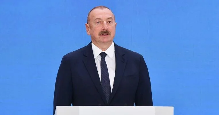 İlham Əliyev Bakı Ekspo Mərkəzində...