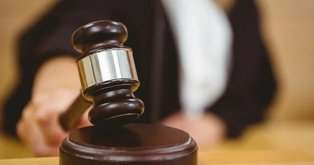 Qaçaqmalçılıqda təqsirli bilinən 3 Duty free işçisinə hökm oxunub