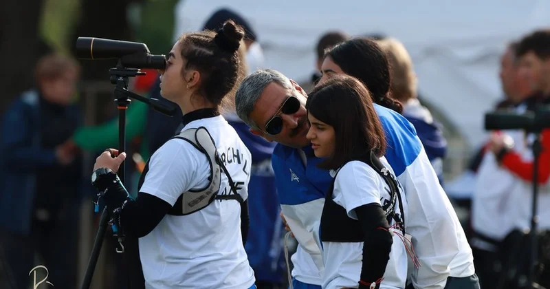 8 kamandan oxatanımız Avropa Kubokuna qatılıb