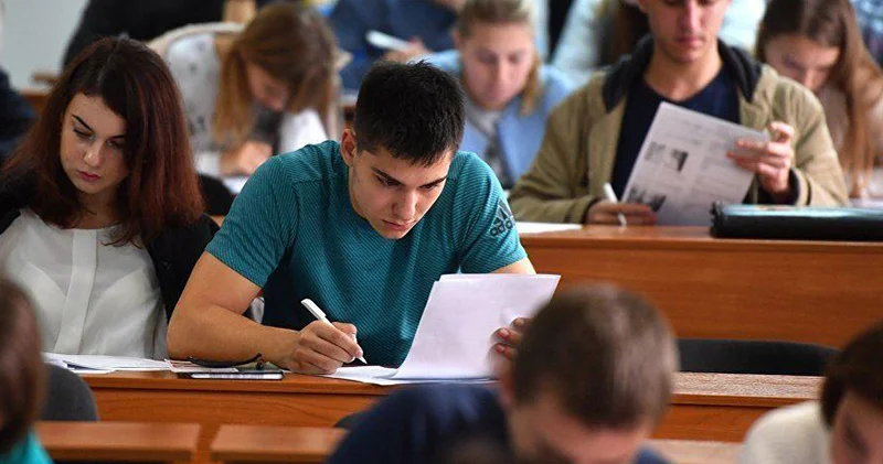 Bu universitetə sənəd vermək istəyənlərin nəzərinə