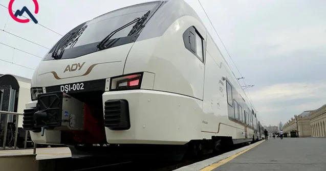 Bakıya gələn qatar qoyun sürüsünə çırpıldı 37 heyvan tələf oldu