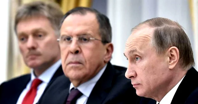Peskov: Putin lazım bildiyi zaman Ukrayna ilə danışıqlar aparacaq şəxslərin adları açıqlanacaq