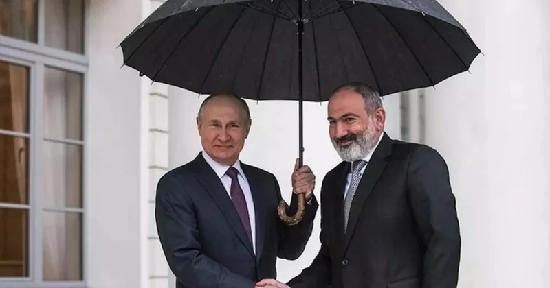 Пашинян снова залез под зонтик Путина новый поворот