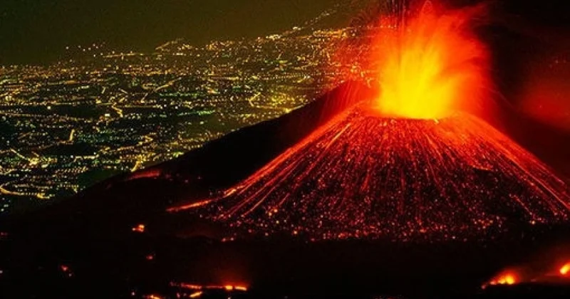 İtaliyadakı Etna vulkanı püskürdü