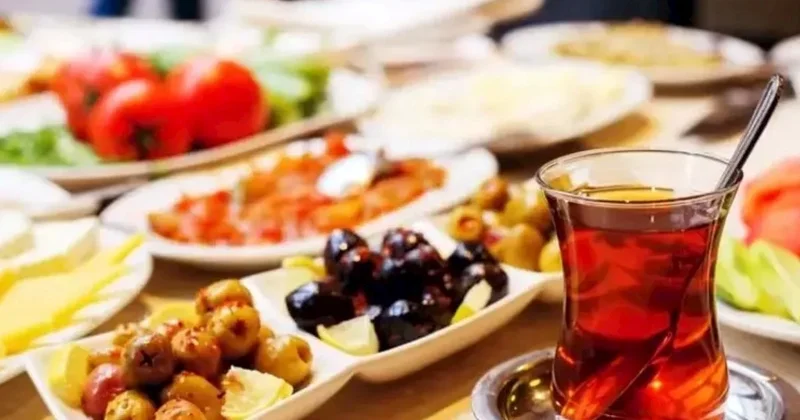 Süfrədəki gizli mənbələrə diqqət: Duz istifadəsini azaltmağın ən effektiv yolu...