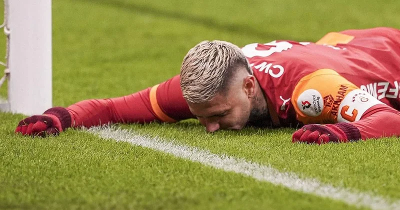 İkardinin “Qalatasaray” dəftərini bağladığı bildirilir