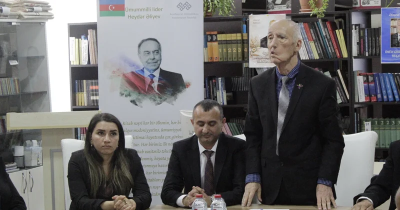 Yeni çapdan çıxmış kitabların təqdimatı