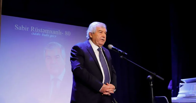 Şuşa Dövlət Teatrında Sabir Rüstəmxanlı poetik rüzgarı