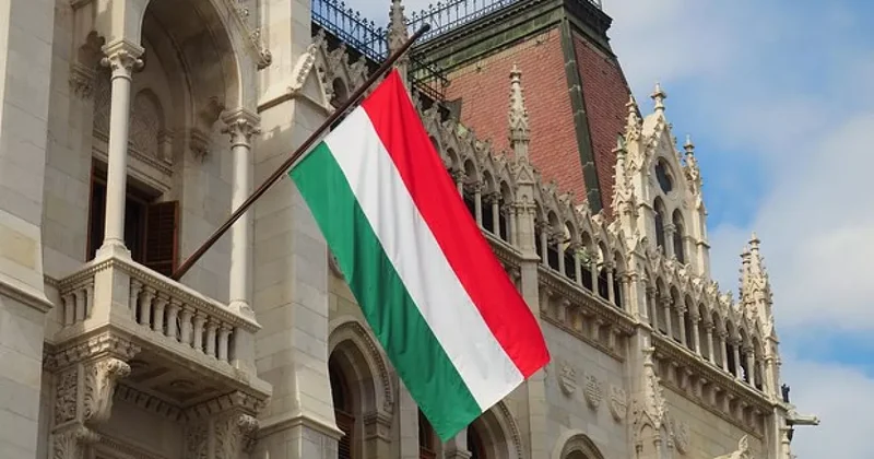 Венгрия вызвала посла России в МИД после удара по западу Украины