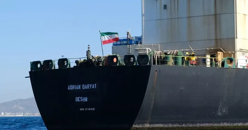 Tanker Trackers: Иран не экспортирует сырую нефть морем уже 28 дней