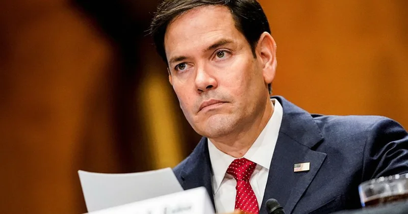 Rubio Çinə bu paltarda getdi