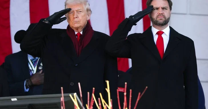 Трамп оставил Вэнсу письмо на случай, если с ним что нибудь произойдет СМИ