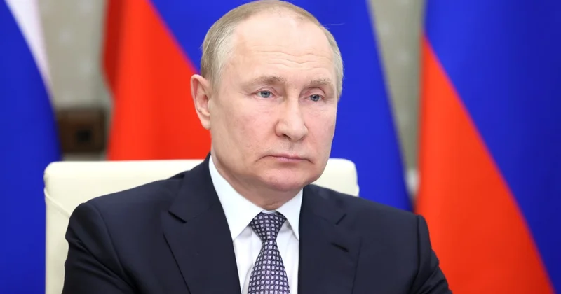 Putinə bu səlahiyyət verildi Rusiyalıları “qorumaq” üçün başqa ölkələrə ordu yeridəcək