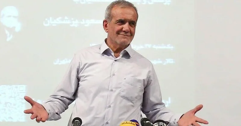 Pezeşkian millinin düşərgəsində: Ləyaqətlə qayıdın...