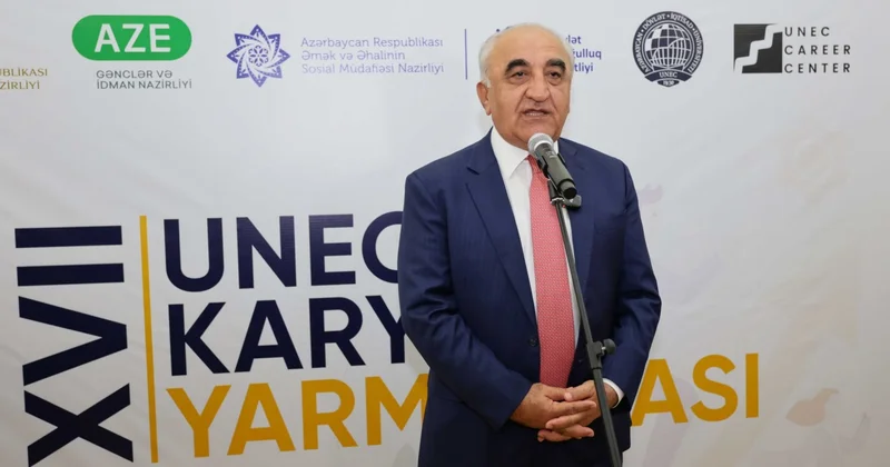 XVII UNEC Karyera və əmək yarmarkası keçirilib FOTOLAR