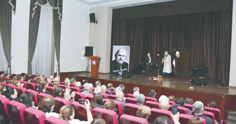Şirvan şair oğlunu yad etdi