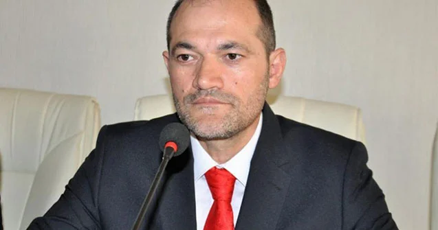 Kim düşünürsə ki, Parlament notariusdur, ciddi yanlışlığa yol verir Deputat