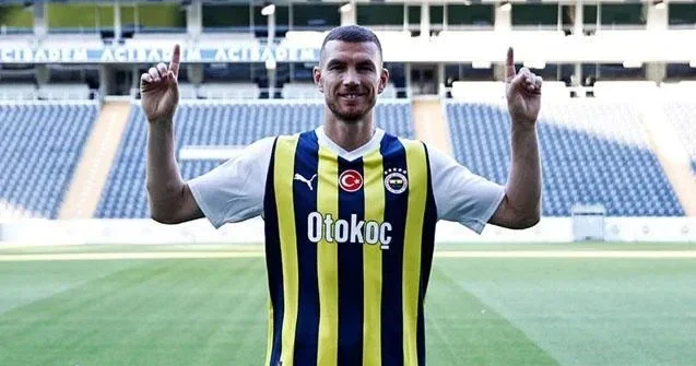 Daha bir İtaliya klubu Ceko ilə maraqlanır