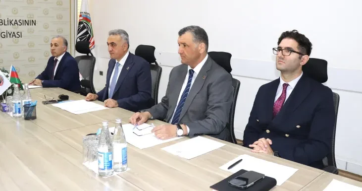 Anar Bağırov onların müraciətlərini nəzarətə götürdü FOTO