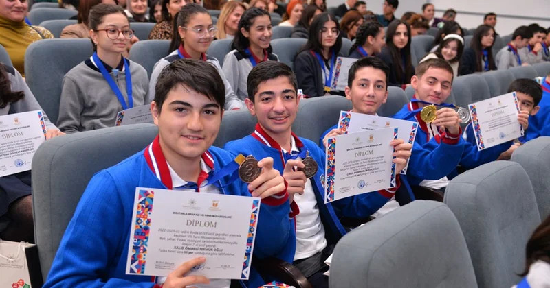 Paytaxt məktəbliləri olimpiadalarda 89 medal qazanıb