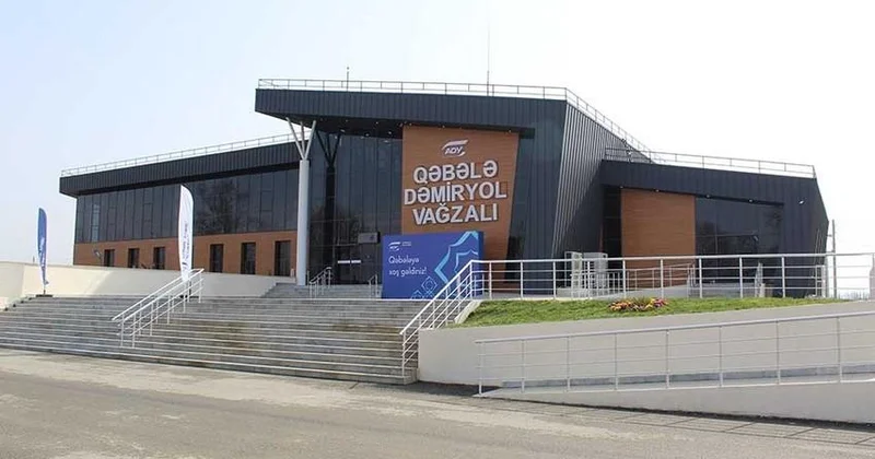 Bakı Qəbələ dəmir yolu marşrutu üzrə hər iki istiqamətə əlavə reyslər təyin edilib