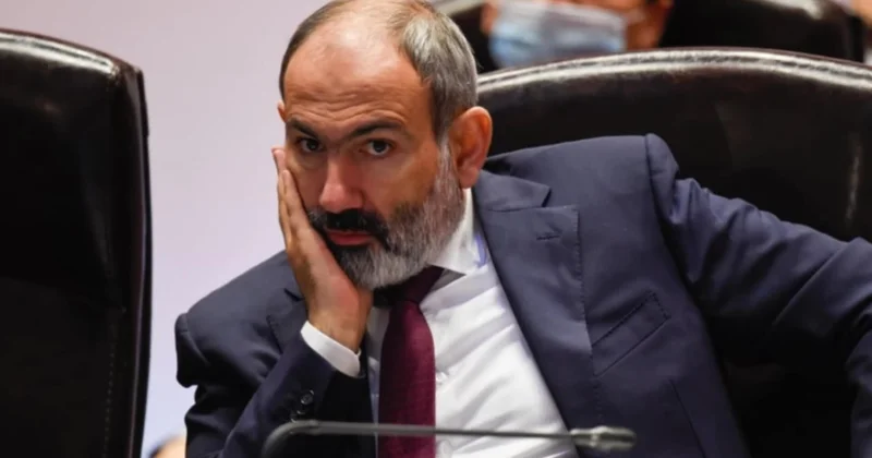 Bir tərəfdə Azərbaycana təbrik, digər tərəfdə narazı ermənilər