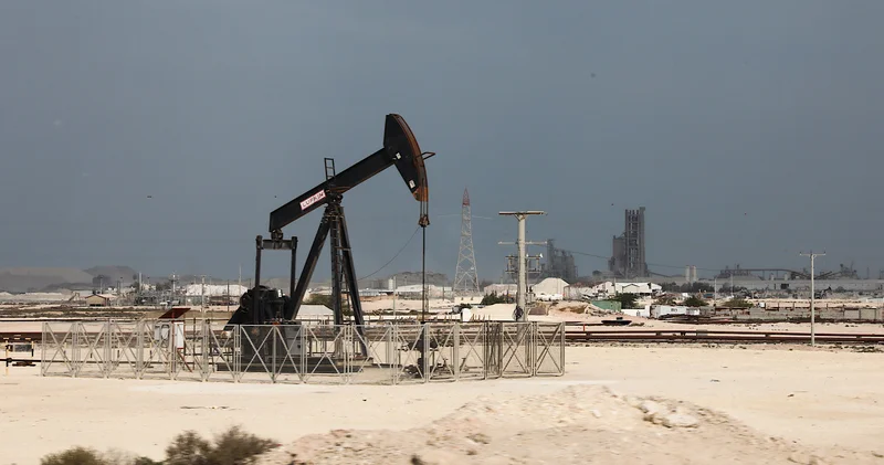 Авиаудары Израиля по Ирану вызвали скачок нефтяных котировок