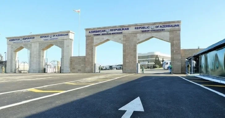 Азербайджан поспособствует эвакуации иностранцев, в том числе российских артистов из Ирана