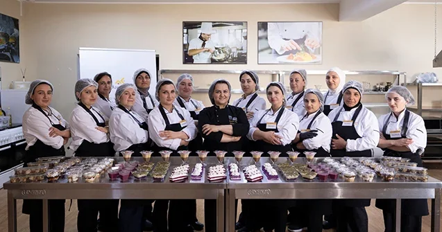 Şəhid və qazilərin ailə üzvləri üçün peşə təlimləri davam etdirilir Fotolar