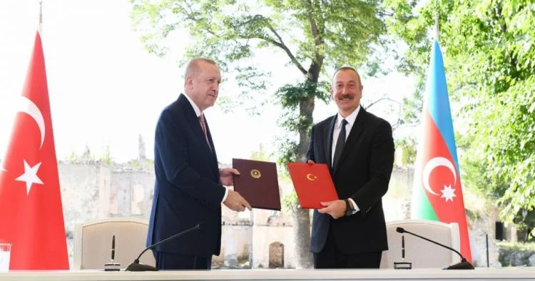 Şuşa Bəyannaməsi Türk Dünyasının inteqrasiyasında mühüm mərhələ sayılır ŞƏRH EDİLDİ