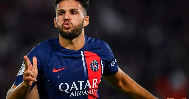 PSJ nin 2 futbolçusu Fənərbaxça nın radarında