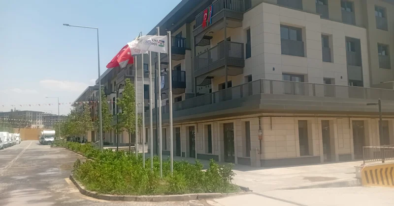 Kahramanmaraşın Azərbaycan məhəlləsində yollar abadlaşdırılır