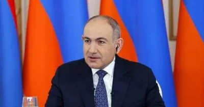 Paşinyan: Rusiya ilə əlaqələri kəsmək fikrində deyilik