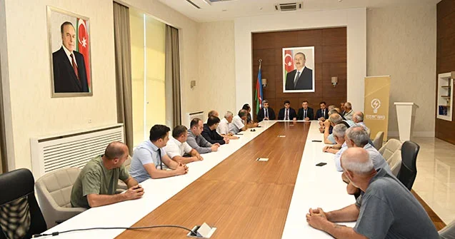 “Azərişıq” nümayəndələri Xızıda fermer və sahibkarlarla görüşdü Fotolar