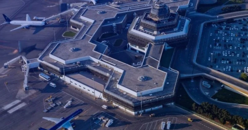 Из за ударов Израиля по Ирану самолеты сели в Баку